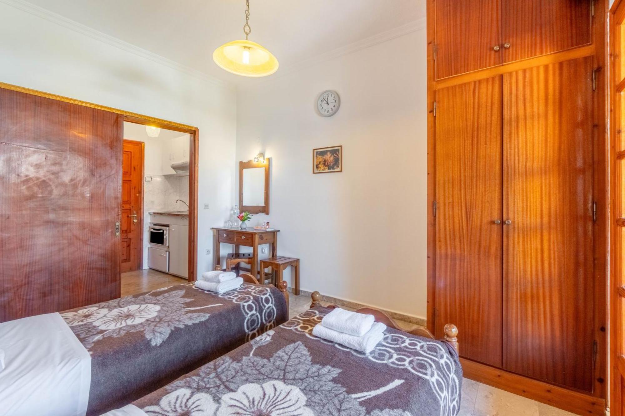 Apartment Mires House Side First Floor 8