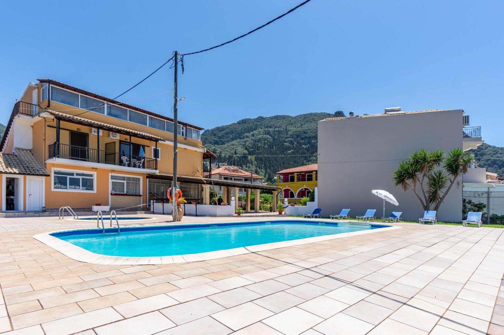 Mires House Side First Floor 8 * Agios Gordios (Corfu)