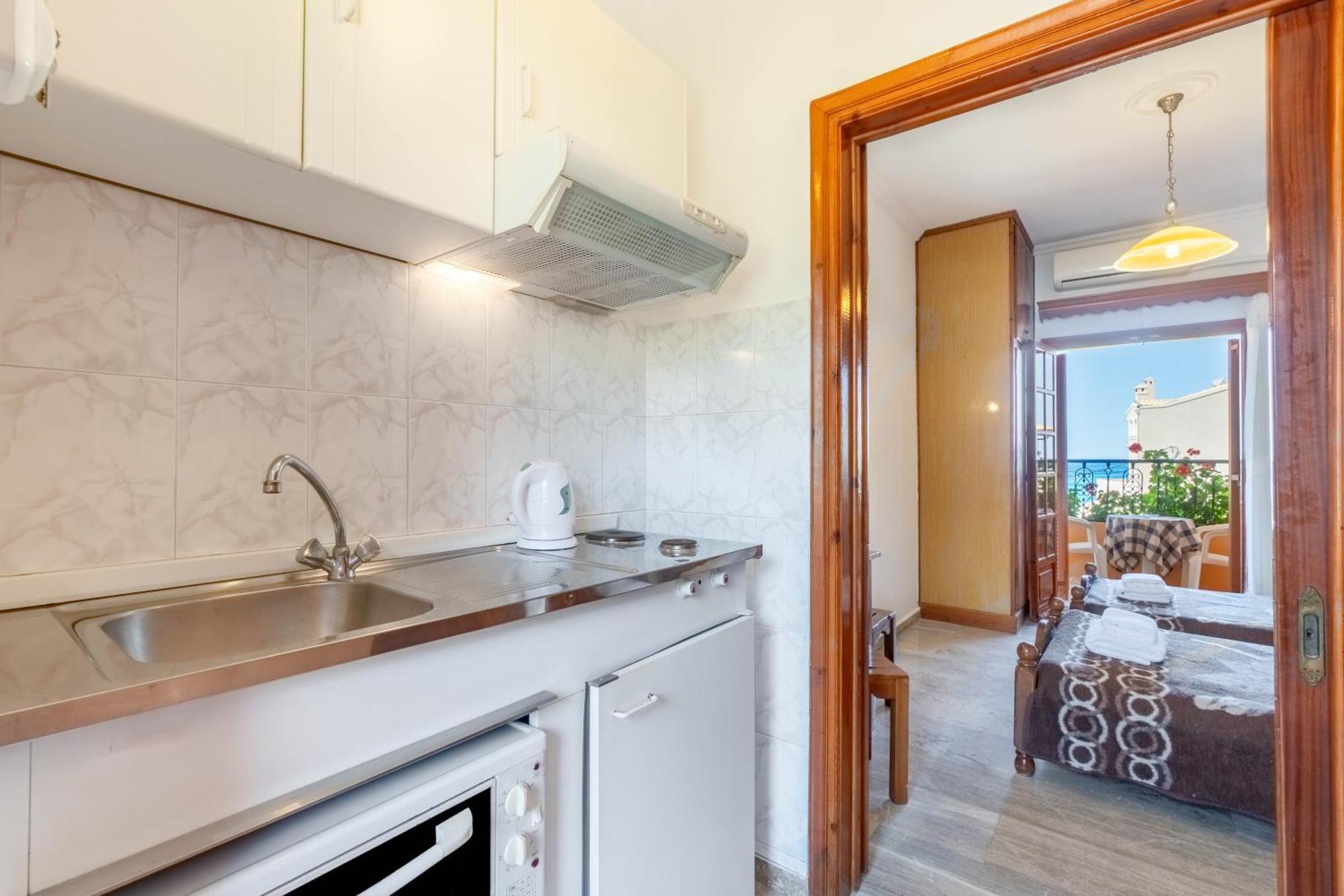 Mires House Side First Floor 8 Agios Gordios (Corfu)
