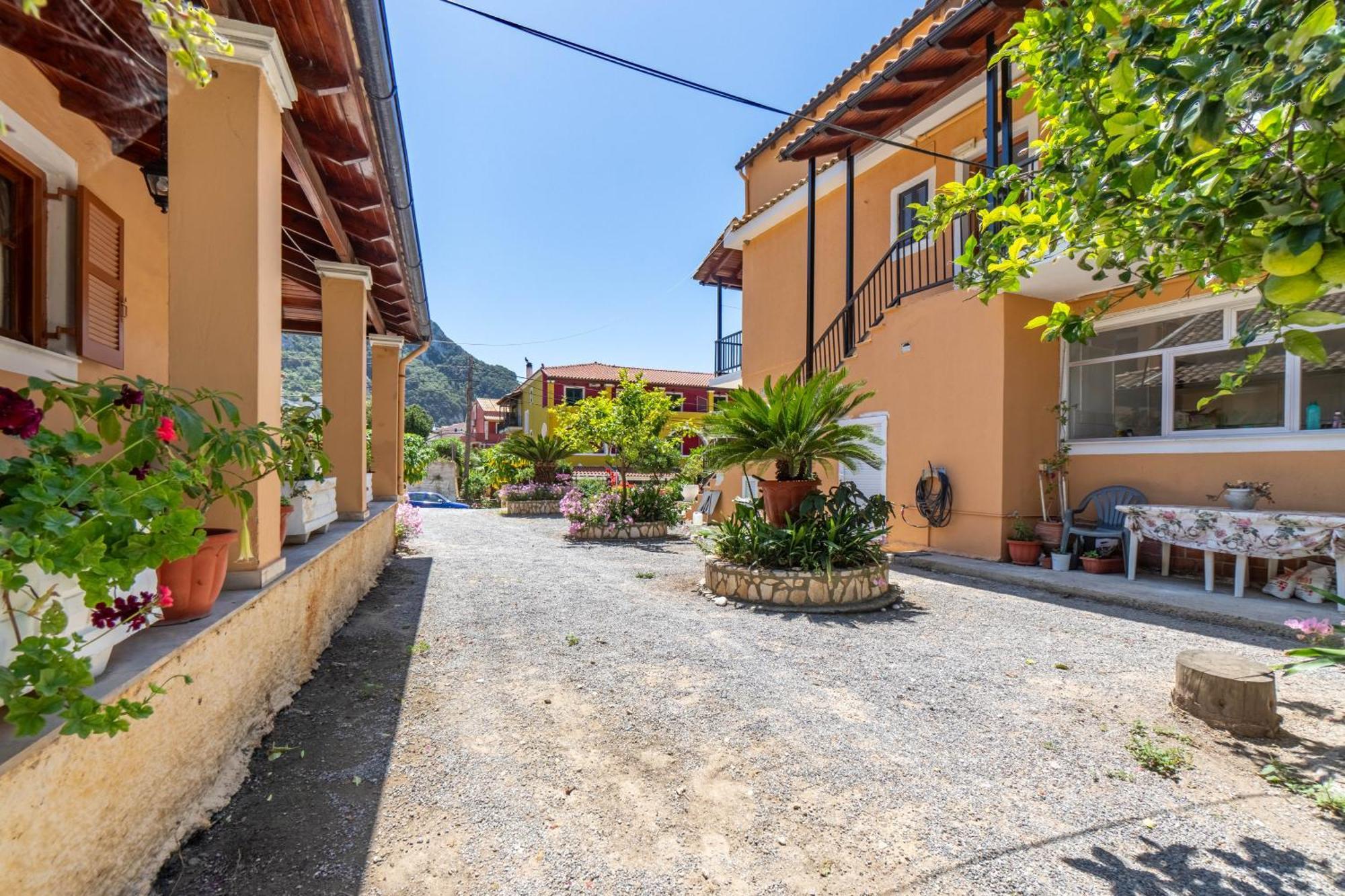 Mires House Side First Floor 8 Apartment Agios Gordios (Corfu)