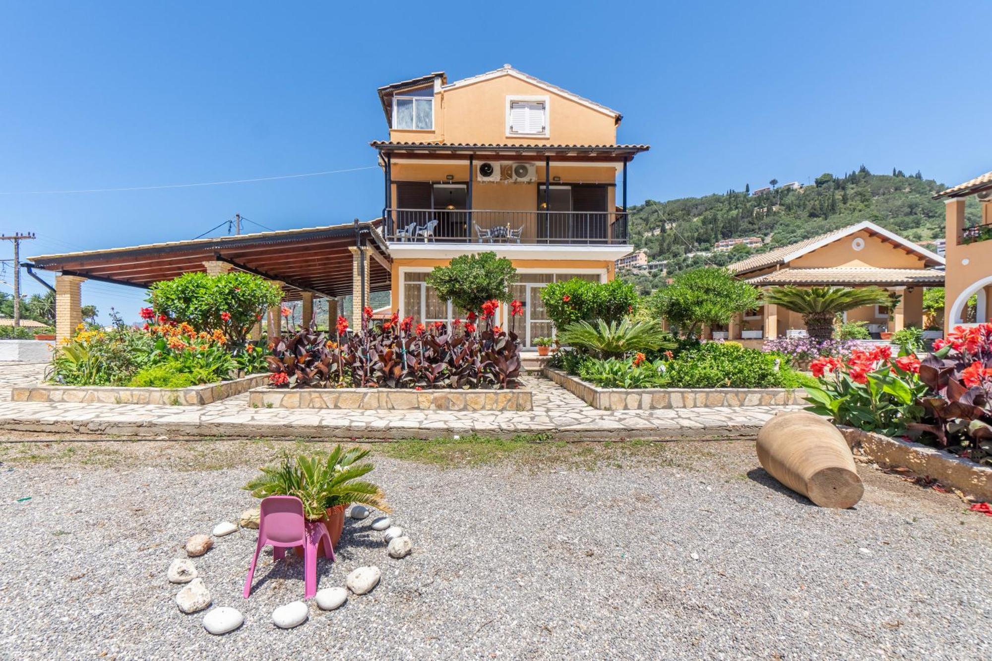 Mires House Side First Floor 8 * Agios Gordios (Corfu)